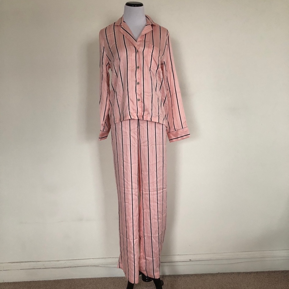 Victoria’s Secret Pink Striped Pajama Set ⭐️NWT⭐️